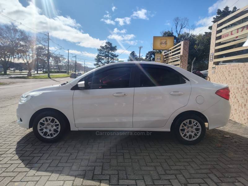 FORD - KA + - 2018/2018 - Branca - R$ 45.900,00