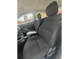 CHEVROLET - ONIX - 2018/2018 - Branca - R$ 46.900,00