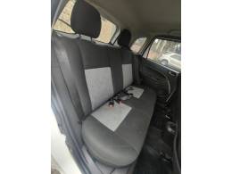 FORD - FIESTA - 2013/2013 - Branca - R$ 31.900,00