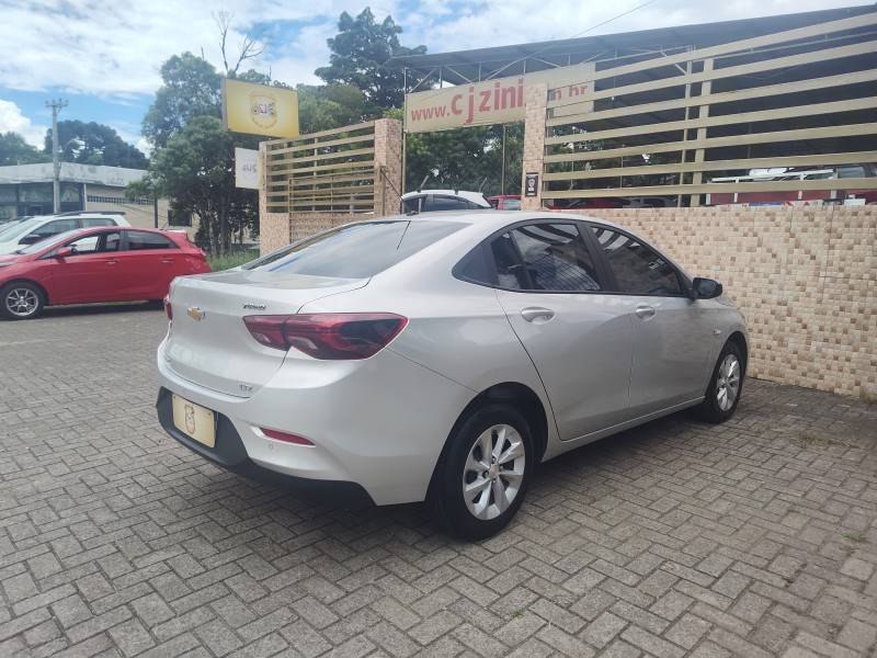 CHEVROLET - ONIX - 2020/2021 - Prata - R$ 66.900,00